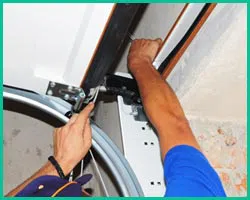 Eagle Garage Door Lake Forest, IL 847-892-9099 - door-maintaince-sidebar